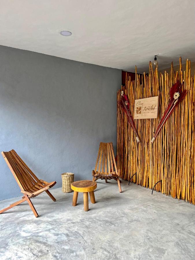 Ariche Valladolid Hotel & Hostal Экстерьер фото