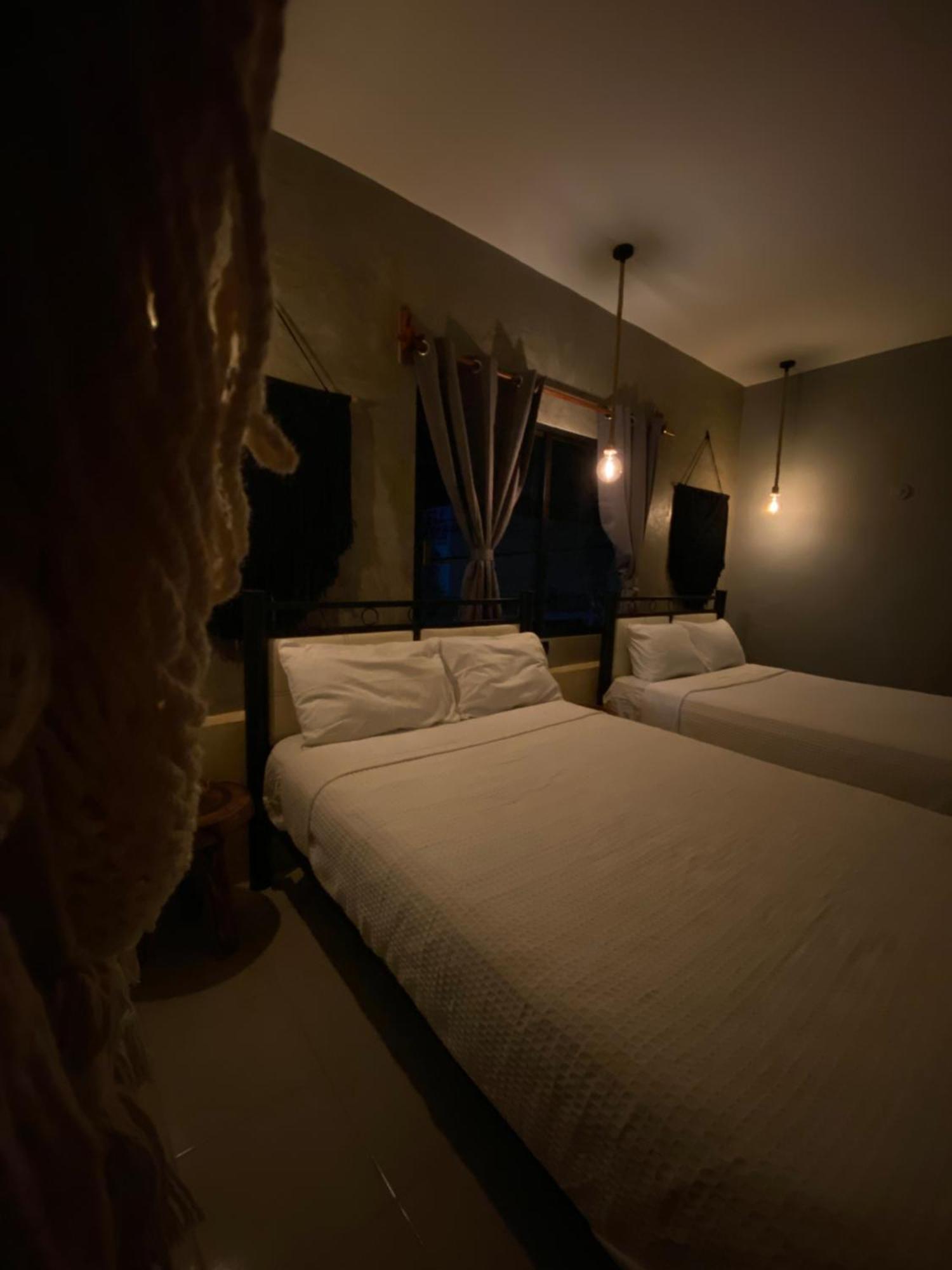Ariche Valladolid Hotel & Hostal Экстерьер фото